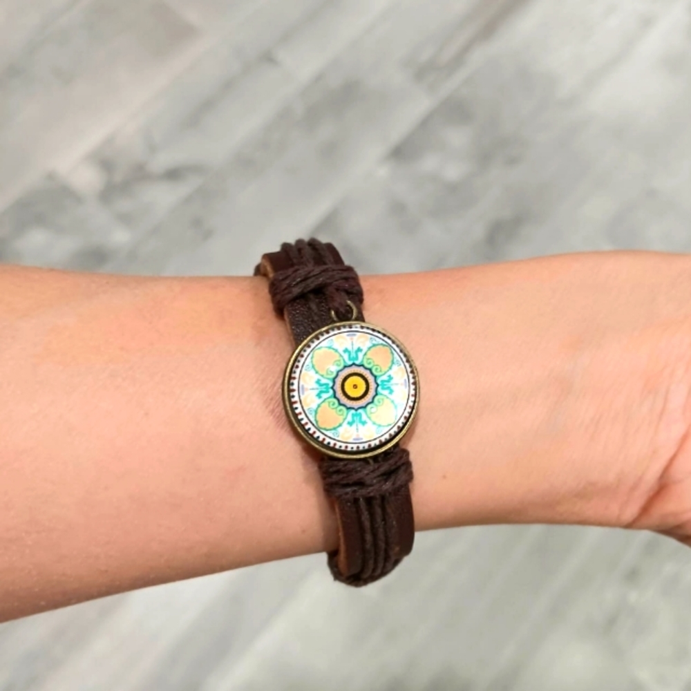 Cute Boho Leather Bracelet, NWOT